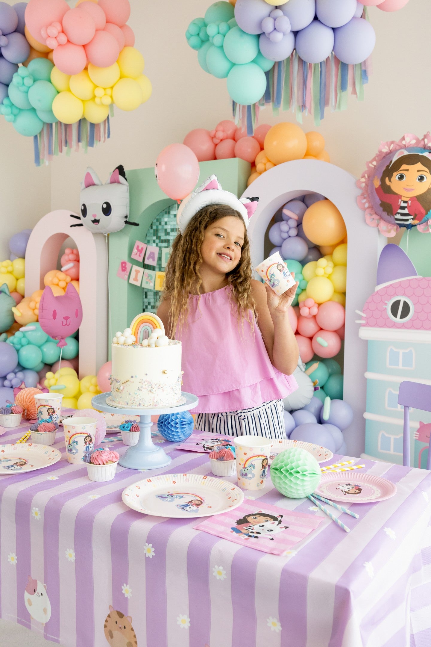 Gabby's Dollhouse Papiertischdecke, Mix, 180 x 120 cm